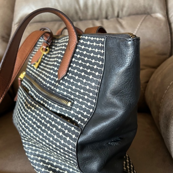 Fossil Tote large purse good condition - Picture 6 of 7